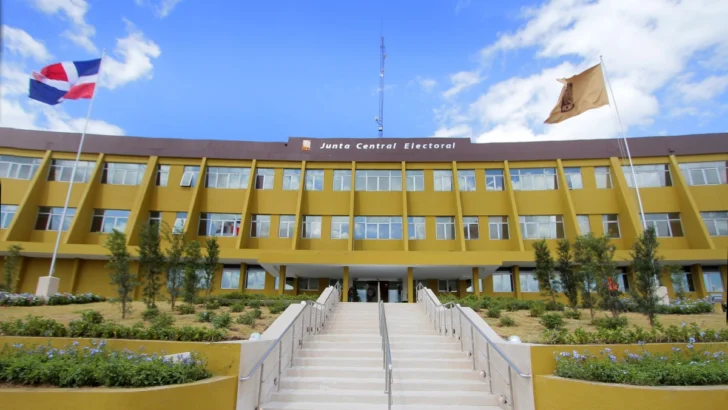 JCE iniciará encuentros para conformación de las OCLEE a partir del 10 de octubre JCE iniciará encuentros para conformación de las OCLEE a partir del 10 de octubre