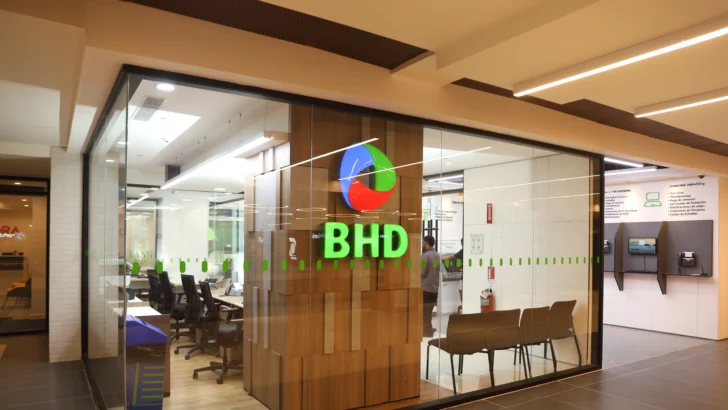 BHD inaugura sucursal en Ágora Santiago Center