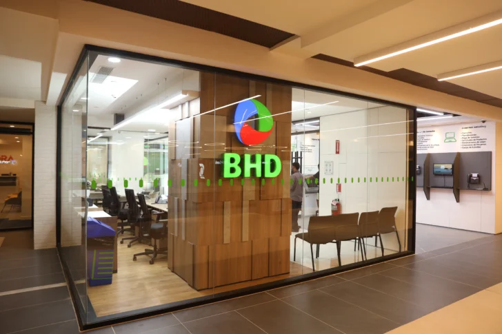 BHD inaugura sucursal en Ágora Santiago Center