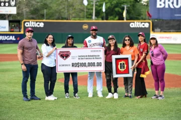 Gigantes del Cibao reconocen labor del Centro de Rehabilitación San Francisco