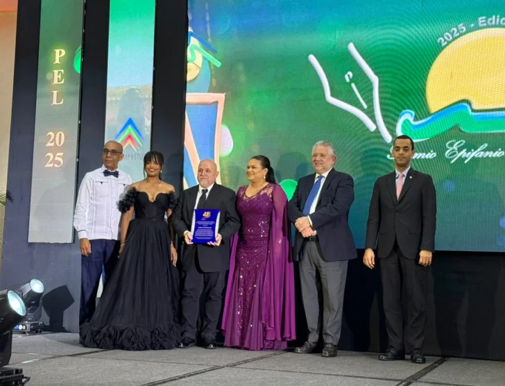 Katheryn Luna, Gran Premio PEL2025; Adompretur celebra excelencia del periodismo Katheryn Luna, Gran Premio PEL2025; Adompretur celebra excelencia del periodismo