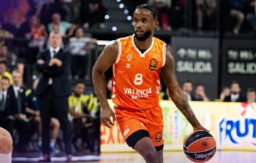 Liderado por Montero, Valencia seca al campeón Fenerbahce con su medicina: defensa Liderado por Montero, Valencia seca al campeón Fenerbahce con su medicina: defensa