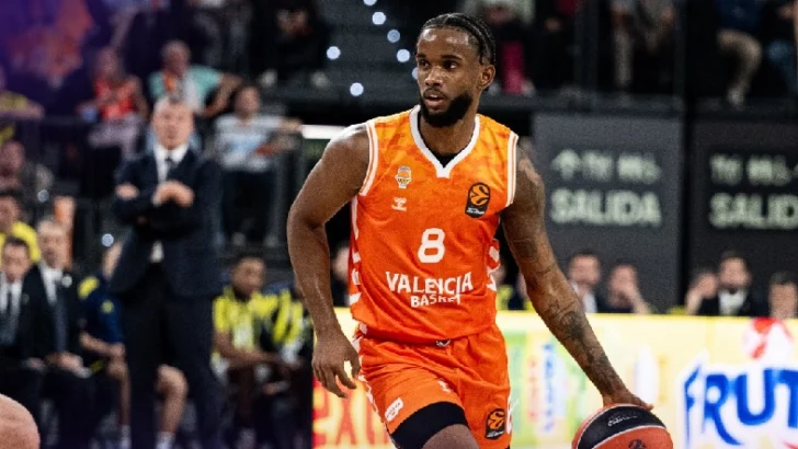 Liderado por Montero, Valencia seca al campeón Fenerbahce con su medicina: defensa