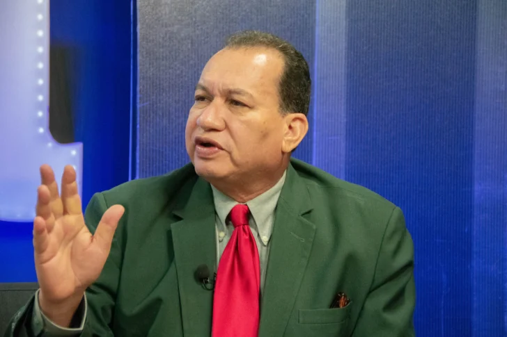 Mescyt aumentó fondos para investigación e incluyó humanidades y sociales