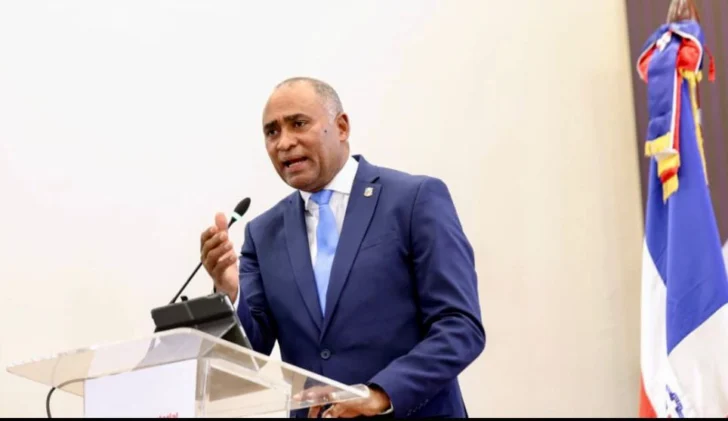 Julito Fulcar rinde cuentas y presenta el Plan estratégico de desarrollo sostenible de Peravia