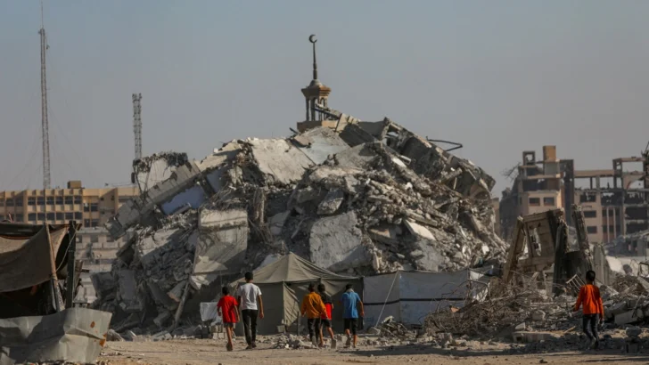 Al menos 2 muertos y 12 heridos, entre ellos 5 niños, en un ataque israelí en Gaza