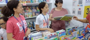  Las hermanas Betances ,las emprendedoras del libro más jóvenes participantes en la Feria del Libro 2025