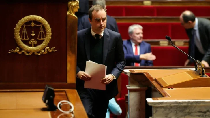 El impuesto Zucman a los ultrarricos divide la Asamblea y deja el futuro del Gobierno en la balanza