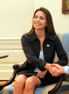 Estadounidense que dice evacuó a Machado de Venezuela niega que Trump lo contratara Estadounidense que dice evacuó a Machado de Venezuela niega que Trump lo contratara