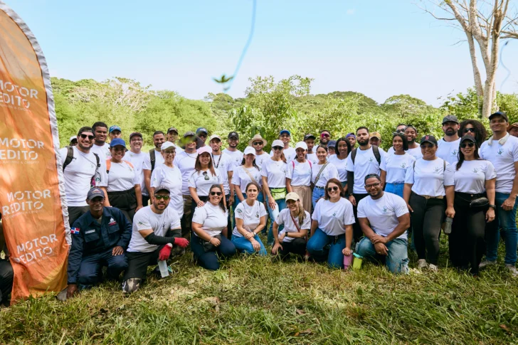 Motor Crédito reforesta Humedales del Ozama con 500 plantas nativas
