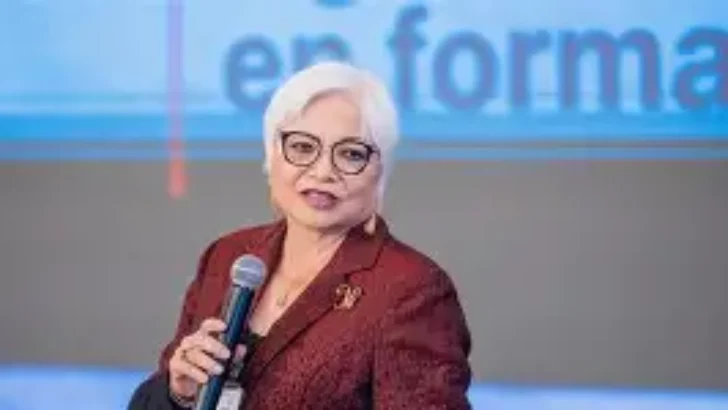 Encuentros al atardecer: Mukien Adriana Sang Ben (1) Encuentros al atardecer: Mukien Adriana Sang Ben (1)