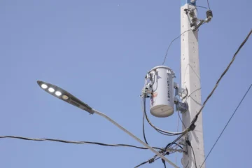 Proyectos de electrificación rural en Bánica, Villa Jaragua y Tamayo tuvieron inversión de RD$ 91 millones