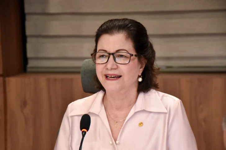 Aura Fernández asegura que trabajará para ampliar cobertura de la Seguridad Social