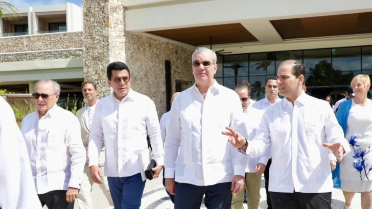 Infraestructura, formación y capacitación son ejes que apoyan al crecimiento del turismo, dice Abinader Infraestructura, formación y capacitación son ejes que apoyan al crecimiento del turismo, dice Abinader