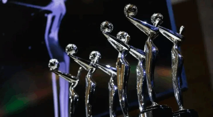  El trofeo de Premios Platino es una estilizada figura de mujer con el globo terráqueo en sus manos.  Foto: suministrada Premios Platino.