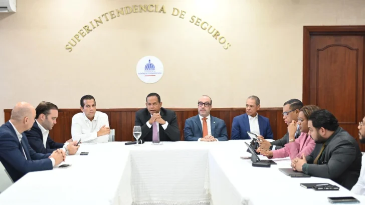 Superintendencia de Seguros presenta instructivo de aplicación Resolución 01-2024