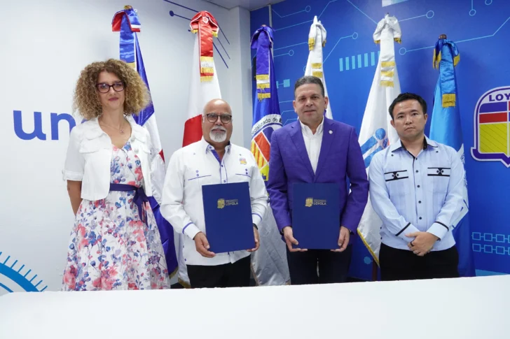 Proindustria entrega equipos al Loyola para fomentar startups industriales