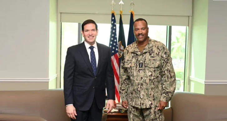 Jefe del Comando Sur recorre el Caribe en busca de 'cooperación en seguridad'