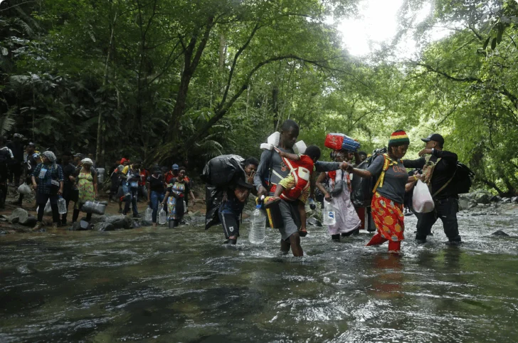 América Latina registra más de 170.000 deportaciones, según organización humanitaria