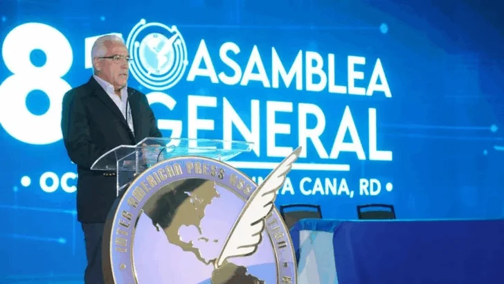 SIP cuestiona proyectos legislativos que podrían afectar la prensa en República Dominicana