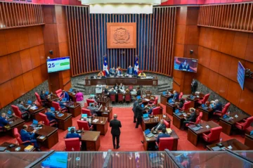 Senado aprueba Código de Trabajo: mantiene cesantía, incluye teletrabajo y amplia licencia por matrimonio Senado aprueba Código de Trabajo: mantiene cesantía, incluye teletrabajo y amplia licencia por matrimonio