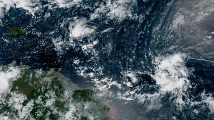 Indomet y COE alertan por oleaje y lluvias ante efectos indirectos de tormenta Jerry