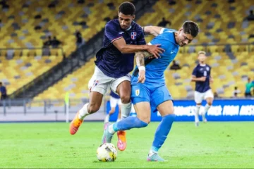 Dominicanos pierden por 1-0 ante Uruguay en amistoso en Malasia Dominicanos pierden por 1-0 ante Uruguay en amistoso en Malasia