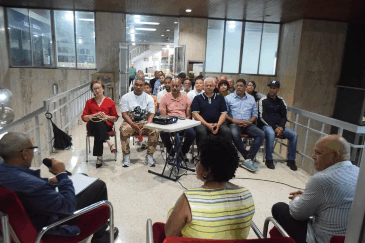 Enegildo Peña y sus 'Voces de mi voz'