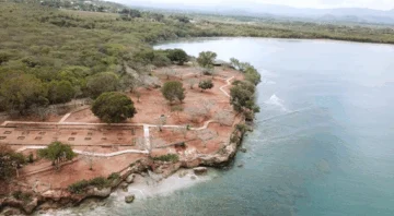  Villa La Isabela fue la primera ciudad construida en América en la orilla del río Bajabonico, Puerto Plata.
