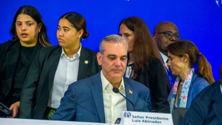 Abinader: Salario mínimo en Abinader: Salario mínimo en