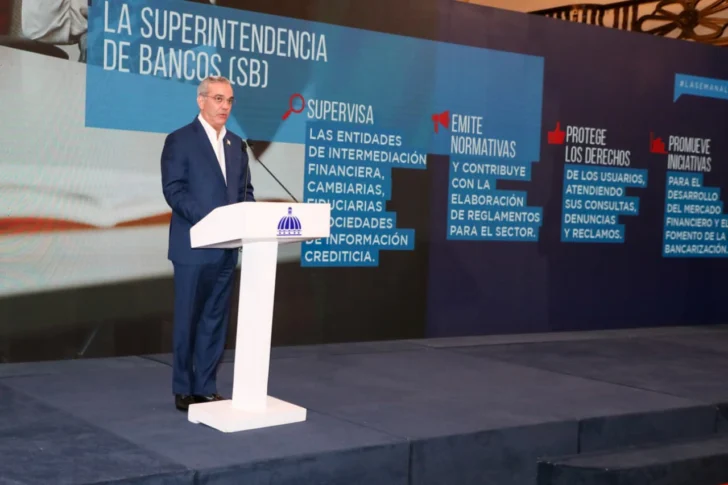 Abinader: sistema financiero dominicano crece 13.2 % y supera los RD$ 4 billones en activos