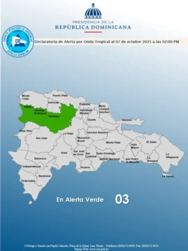 COE coloca tres provincias en alerta verde por onda tropical