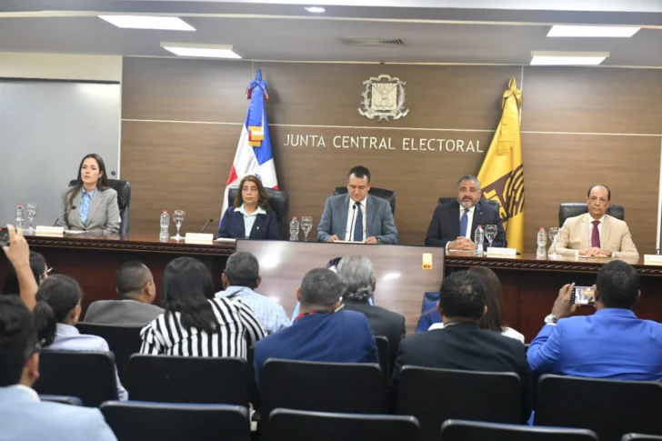 JCE otorga plazo para observaciones a borradores de reglamentos de afiliaciones y desafiliaciones de miembros
