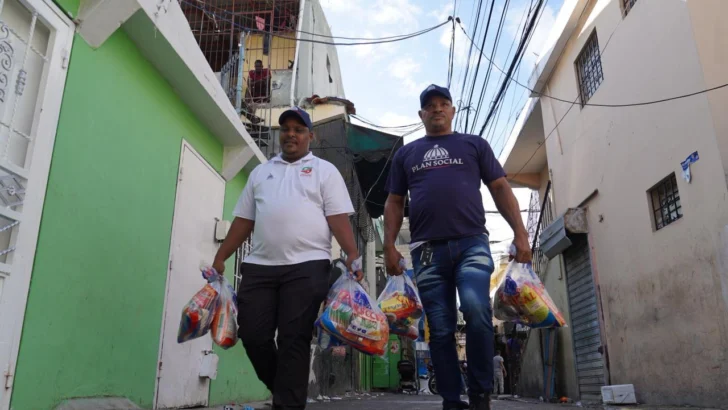 Nueva Dirección de Asistencia Social y Alimentación Comunitaria beneficia a miles de familias con operativos