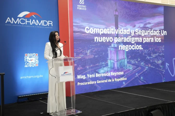 Procuradora llama a empresariado y Estado trabajar en conjunto para prevenir el criptolavado y la cibercriminalidad