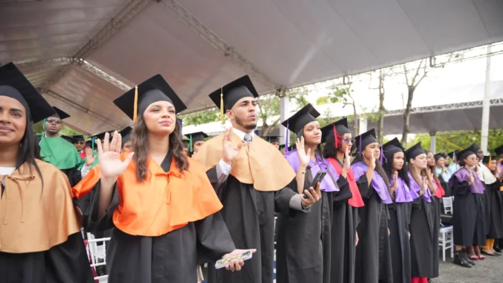 UASD celebra 487 años con la graduación de 3,710 nuevos profesionales UASD celebra 487 años con la graduación de 3,710 nuevos profesionales