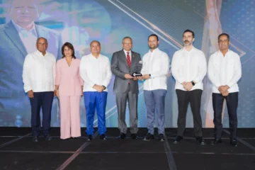 Productores de asfalto reconocen a Leonardo Aguilera por su apoyo al desarrollo del sector