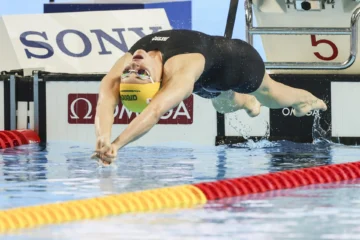 Nuevos récords mundiales en 100 metros libre y 200 espalda Nuevos récords mundiales en 100 metros libre y 200 espalda