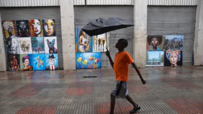 La Armada evacua a 98 personas en la Isla Saona como medida preventiva ante Melissa La Armada evacua a 98 personas en la Isla Saona como medida preventiva ante Melissa