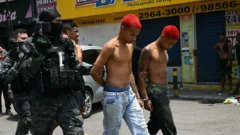 Un megaoperativo contra el grupo criminal Comando Vermelho en Río de Janeiro deja al menos 64 muertos y 81 detenidos