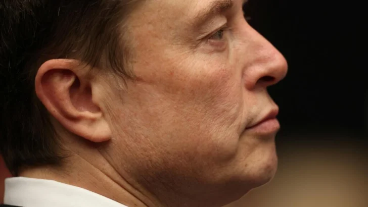 Wikipedia tiene rival: Musk lanza Grokipedia, su enciclopedia creada con inteligencia artificial