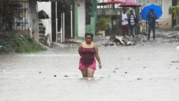 Melissa toca tierra en Jamaica como huracán de categoría 5 con vientos de 295 km/h y la amenaza de daños catastróficos Melissa toca tierra en Jamaica como huracán de categoría 5 con vientos de 295 km/h y la amenaza de daños catastróficos