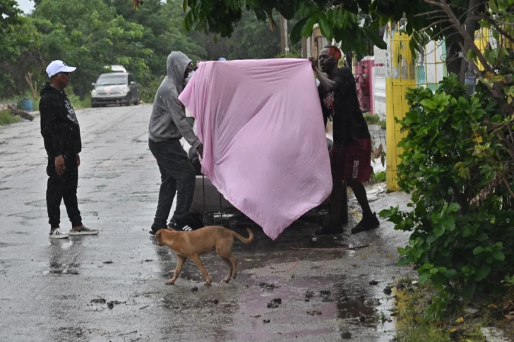 El huracán Melissa dejará al menos un millón y medio de afectados en su ruta por el Caribe