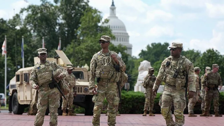¿Por qué Trump está intentando desplegar a la Guardia Nacional en varias ciudades de Estados Unidos?