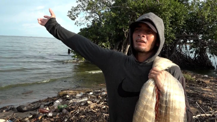 'Mi esposa me dice que busque otro trabajo': el temor de los pescadores en Venezuela ante los ataques de EE.UU. contra embarcaciones en el Caribe
