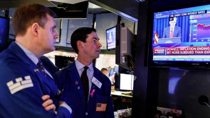 Wall Street cierra la semana con triple récord y máximos históricos