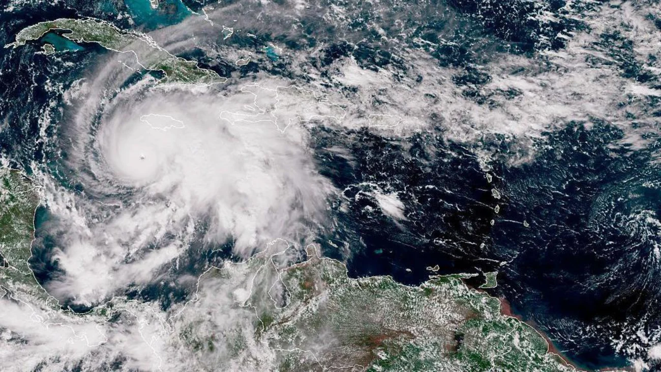 El huracán Melissa alcanza la categoría 5 y deja al menos 7 muertos en Jamaica, Haití y República Dominicana El huracán Melissa alcanza la categoría 5 y deja al menos 7 muertos en Jamaica, Haití y República Dominicana