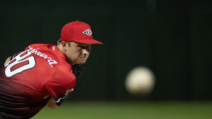 Leones ganan su primer juego y le quitan el invicto a Estrellas Leones ganan su primer juego y le quitan el invicto a Estrellas