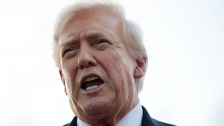 Trump anuncia la suspensión de 'pagos y subsidios' a Colombia después de que Petro acusara al gobierno de EE.UU. de cometer un asesinato y violar la soberanía colombiana