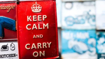 ’Keep Calm and Carry On': cómo un olvidado afiche británico de la Segunda Guerra Mundial se convirtió en un fenómeno en el siglo XXI ’Keep Calm and Carry On': cómo un olvidado afiche británico de la Segunda Guerra Mundial se convirtió en un fenómeno en el siglo XXI